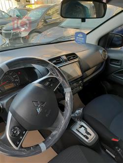 Mitsubishi Mirage G4